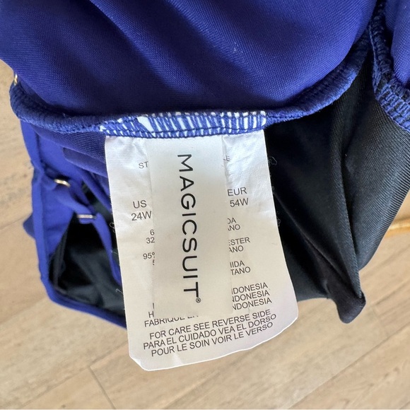Magicsuit $180 Women`s Indigo Parker Underwire Swimdress plus size 24W - Picture 4 of 4